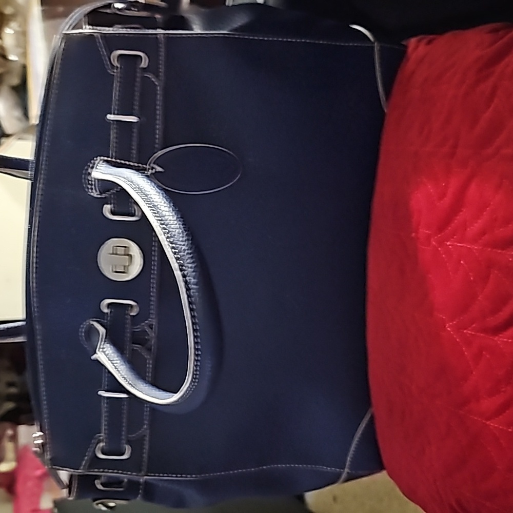 NWOT Wilsons Leather extra large Satchel bag